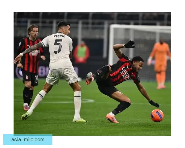 AC米兰签下福法纳补强中场拦截力打造钢铁防线剑指意甲欧战冲击